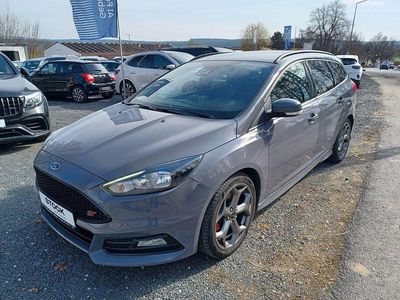 Gebraucht Ford Focus Sport 250 PS (183 kW) 2018 Grau Kombi