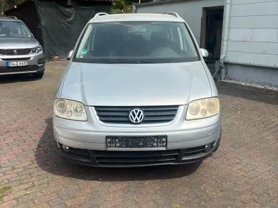 Gebraucht VW Touran 150 PS (110 kW) 2004 Silber Van / Kleinbus