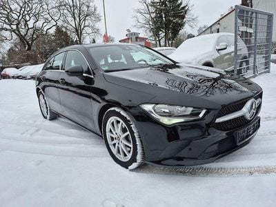 Gebraucht Mercedes CLA200 Shooting Brake 150 PS (110 kW) 2020 Schwarz Kombi
