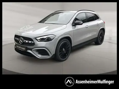 Usata Mercedes GLA200 AMG 163 CV (119 kW) 2025 Grigio SUV