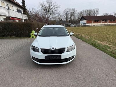 Usata Skoda Octavia 110 CV (80 kW) 2016 Bianco Utilitaria