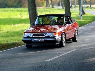 Second-hand Saab 900 Cabriolet 160 CP (117 kW) 1988 Roșu Cabrio