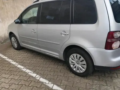 Gebraucht VW Touran 105 PS (77 kW) 2007 Silber Van / Kleinbus