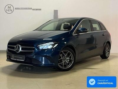 Blau Gebraucht 2019 Mercedes B200 Edition 1 Van / Kleinbus | 23.280 € (Fairer Preis)