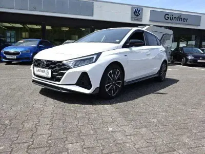 Gebraucht Hyundai i20 N Line 120 PS (88 kW) 2023 Weiß Kleinwagen