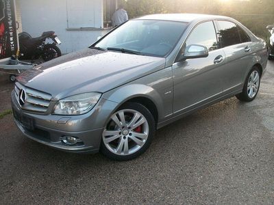 Mercedes C200