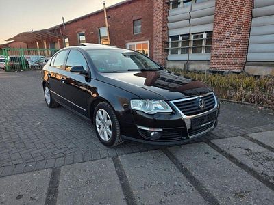 Schwarz Gebraucht 2006 VW Passat Sportline Limousine | 2.450 € (Fairer Preis)