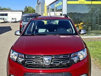 Usata Dacia Sandero Prestige 101 CV (74 kW) 2020 Rosso Berlina