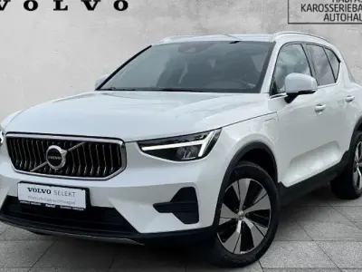 Occasion Volvo XC40 Plus 211 ch (155 kW) 2022 Blanc SUV