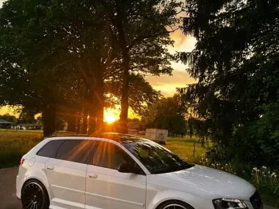 Gebraucht Audi S3 Sportback 265 PS (194 kW) 2012 Weiß Kleinwagen