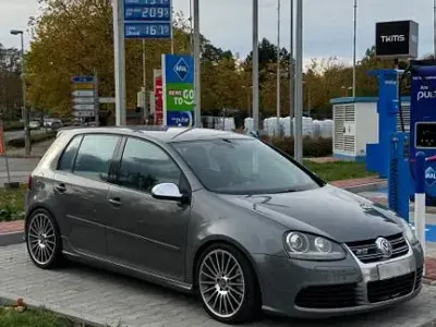 Gebraucht VW Golf IV R 250 PS (183 kW) 2005 Silber Limousine