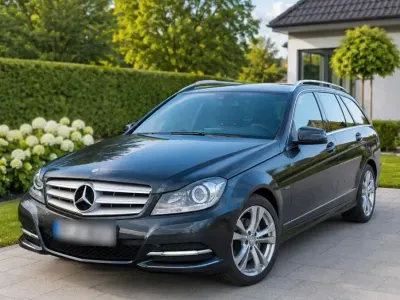 Gebraucht Mercedes C200 184 PS (135 kW) 2011 Schwarz Kombi