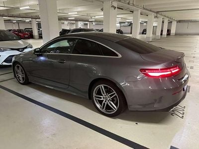 Mercedes E300