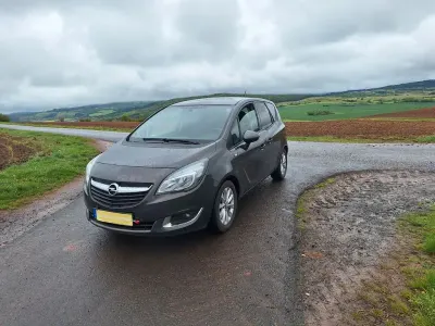 Gebraucht Opel Meriva 140 PS (102 kW) 2014 Van / Kleinbus