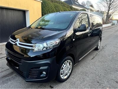 Second-hand Citroën Jumpy 120 CP (88 kW) 2023 Negru Monovolum