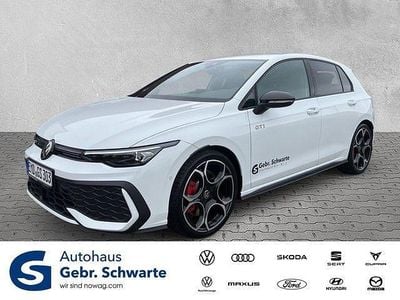 Gebraucht VW Golf VIII GTI 265 PS (194 kW) 2025 Weiß Limousine