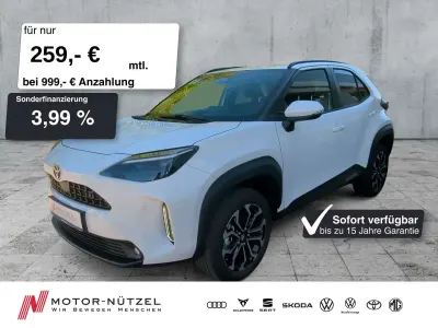Neu Toyota Yaris Cross 131 PS (96 kW) 2026 Weiß SUV