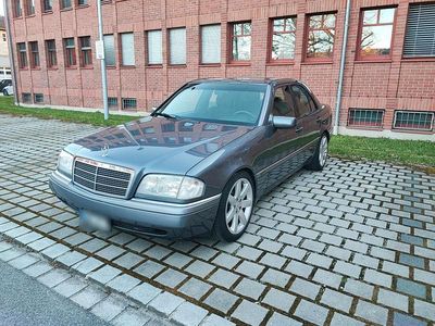 Gebraucht Mercedes C220 Elegance 150 PS (110 kW) 1995 Grau Limousine