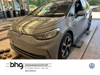 Gebraucht VW ID.3 Pro 150 kW (204 PS) 2024 Mondsteingrau/schwarz Kleinwagen