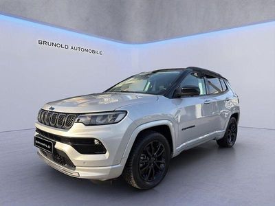 Gebraucht Jeep Compass 179 PS (131 kW) 2022 {"label" => "silver", "value" => "silver"} SUV