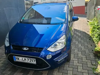 Gebraucht Ford S-MAX S 163 PS (119 kW) 2014 Blau Van / Kleinbus