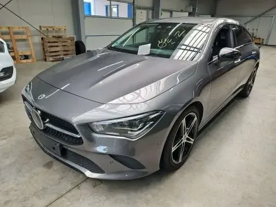 Gebraucht Mercedes CLA220 190 PS (139 kW) 2023 Mountaingrau Coupé