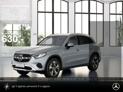 Używany Mercedes GLC300e Avantgarde 197 KM (144 kW) 2025 Srebrny SUV