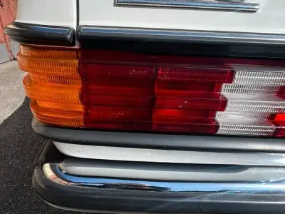 Gebraucht Mercedes 250 129 PS (94 kW) 1980 Weiß Limousine