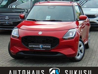 Second-hand Suzuki Swift Comfort 83 CP (61 kW) 2025 Roșu Hatchback