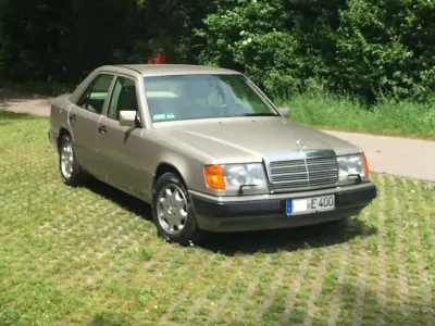 Gebraucht Mercedes E400 279 PS (205 kW) 1993 Beige Limousine