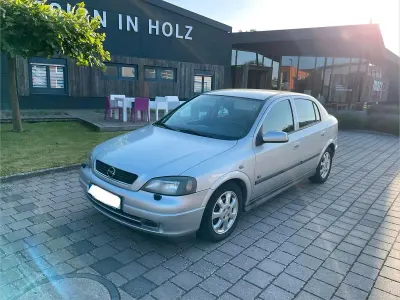 Gebraucht Opel Astra 85 PS (62 kW) 2003 Silber Limousine