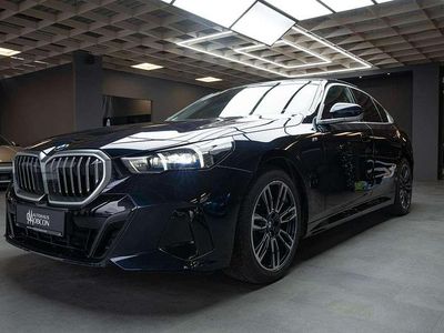 Gebraucht BMW 520 M Sport 197 PS (144 kW) 2024 Carbonschwarz metallic Limousine