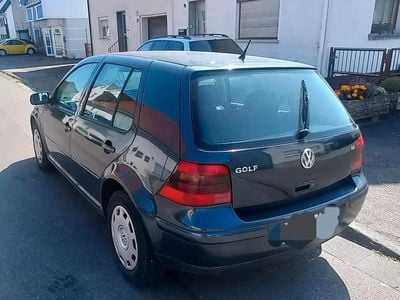 VW Golf IV