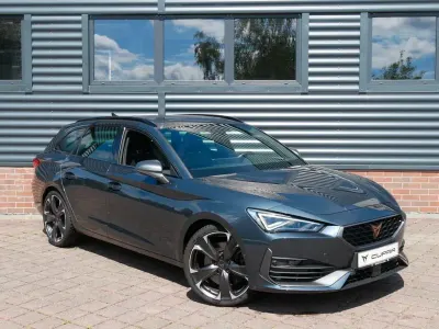 Gebraucht Cupra Leon VZ 310 PS (228 kW) 2023 Grau Limousine