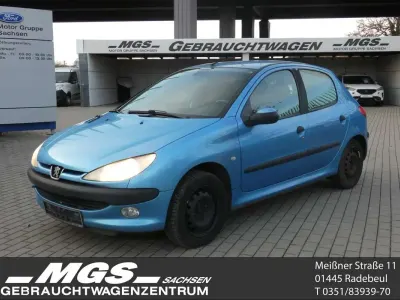 Gebraucht Peugeot 206 Style 75 PS (55 kW) 1999 Farbe blau tivoli/metalliclac Limousine