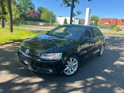 Gebraucht VW Jetta Highline 160 PS (117 kW) 2012 Schwarz Limousine