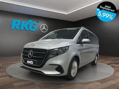Gebraucht Mercedes V220 Style 163 PS (119 kW) 2025 Silber Van / Kleinbus