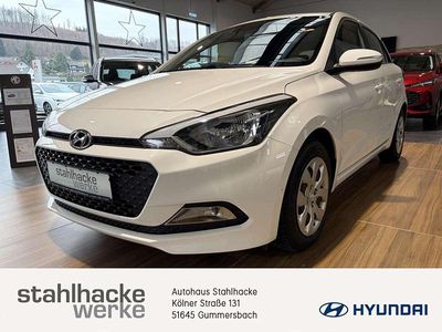 Polar white Gebraucht 2017 Hyundai i20 GO! Limousine | 8.990 € (Etwas zu teuer)