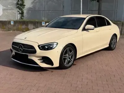 Gebraucht Mercedes 220 AMG line 200 PS (147 kW) 2022 Beige Limousine