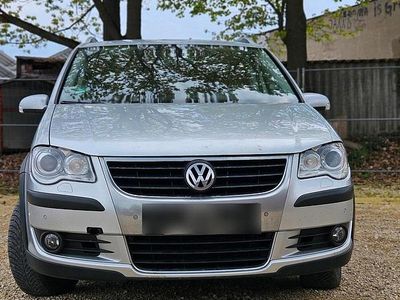 Second-hand VW Touran 140 CP (102 kW) 2007 Gri Monovolum