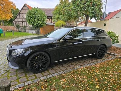 Gebraucht Mercedes E200 184 PS (135 kW) 2018 Schwarz Kombi