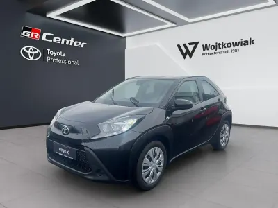 Gebraucht Toyota Aygo X X-play 72 PS (52 kW) 2022 Schwarz SUV