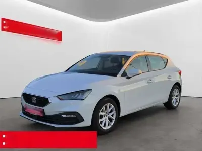 Gebraucht Seat Leon Style 110 PS (80 kW) 2022 Weiß metallic