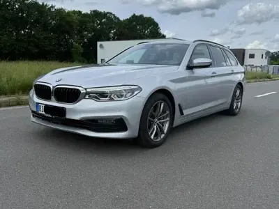 Gebraucht BMW 530 Sport Line 265 PS (194 kW) 2019 Silber Kombi