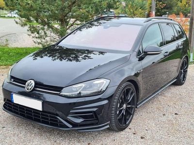 Second-hand VW Golf VII R 310 CP (228 kW) 2017 Negru Break