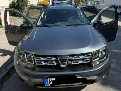 Używany Dacia Duster 114 KM (83 kW) 2017 Szary SUV