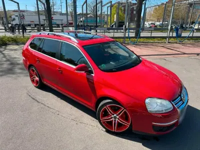 Gebraucht VW Golf VI Sportline 122 PS (89 kW) 2010 Rot Kleinwagen