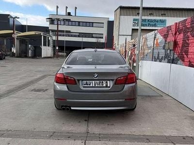 Gebraucht BMW 520 184 PS (135 kW) 2012 Grau Limousine