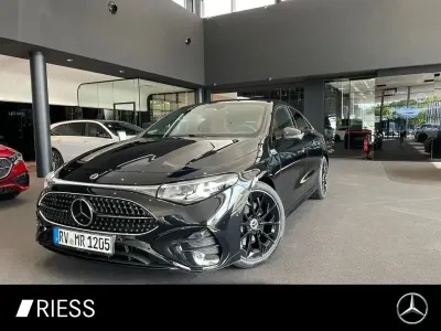 Gebraucht Mercedes CLA200 AMG line 184 PS (135 kW) 2026 Schwarz Limousine
