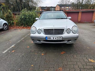 Mercedes E280